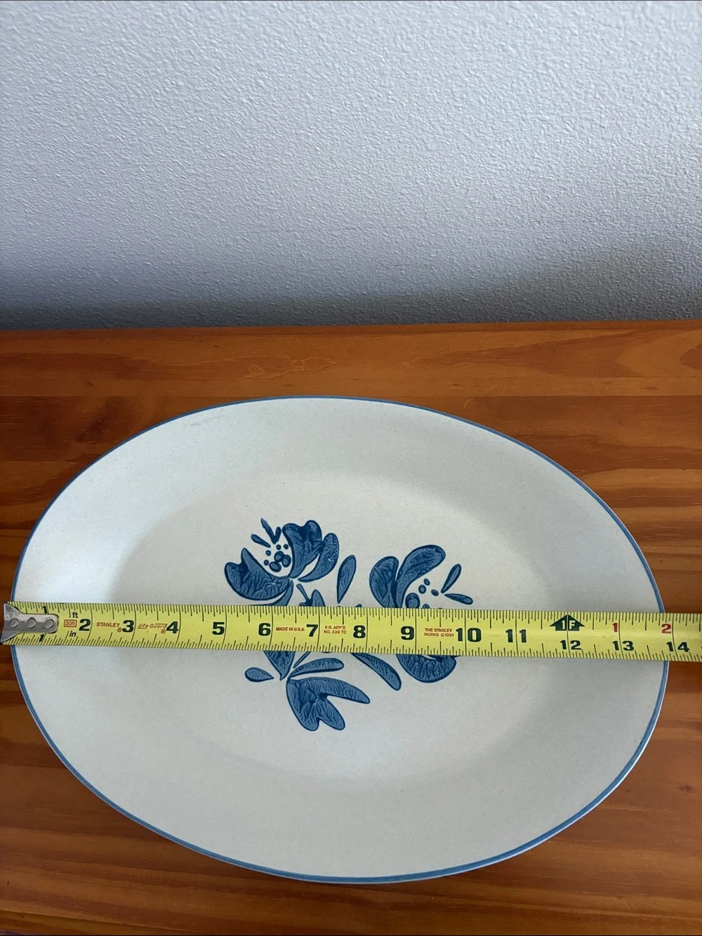 Pfaltzgraff Yorktowne Platter Oval USA Old Castle #16 Vintage 14” Turkey Serving